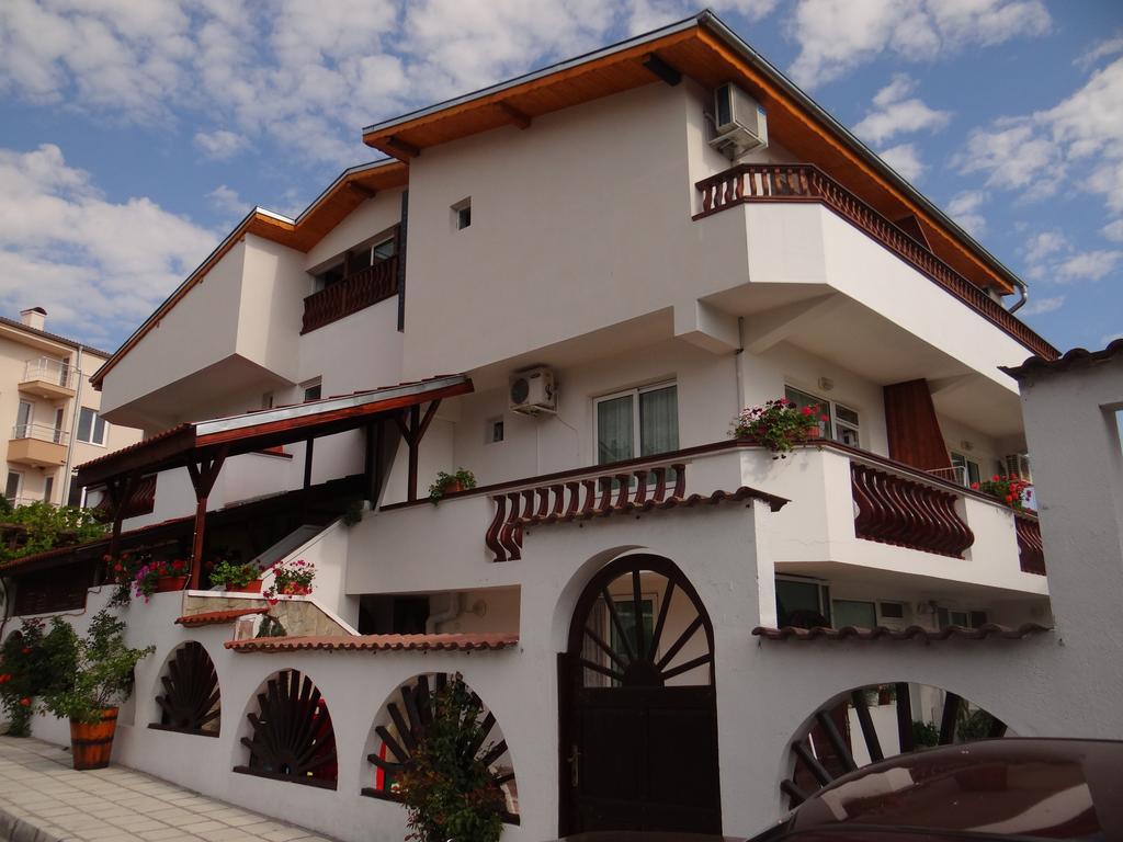 Guest House Rosa Китен Экстерьер фото